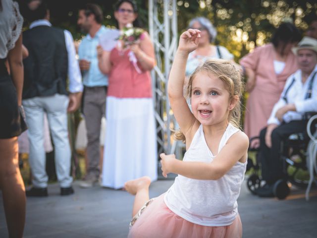 Le mariage de Beti et Fred à Bessières, Haute-Garonne 25