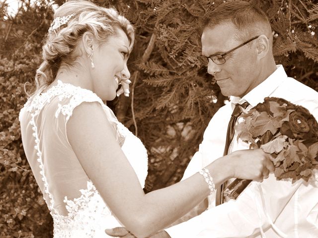 Le mariage de Leslie et Jona à Houdan, Yvelines 33