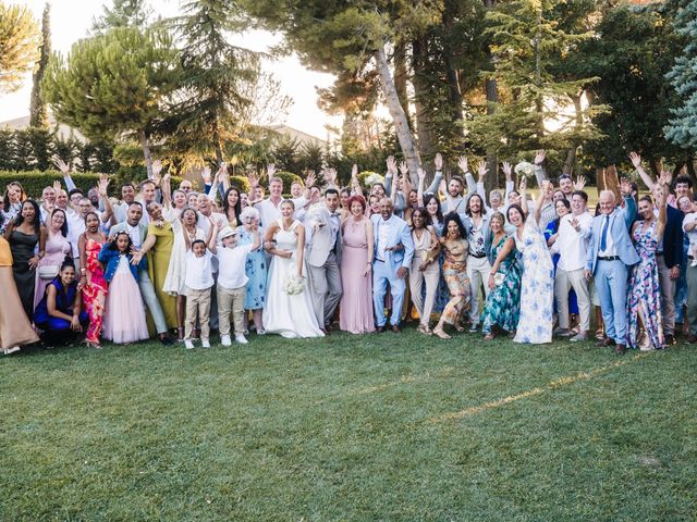 Le mariage de Florent et Faye à Tarascon, Bouches-du-Rhône 13