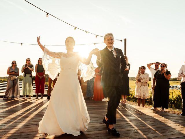 Le mariage de Doris et Alison à Lussac, Gironde - Mariages.net