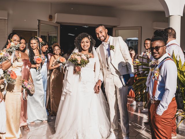 Le mariage de JEAN LUC et KETSIA à L'Étang-Salé, La Réunion 20