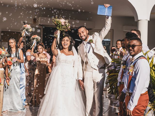 Le mariage de JEAN LUC et KETSIA à L'Étang-Salé, La Réunion 21
