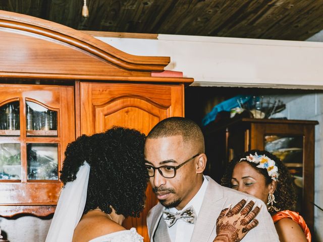Le mariage de JEAN LUC et KETSIA à L'Étang-Salé, La Réunion 31