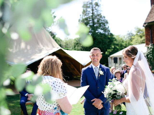 Le mariage de Paul et Hannah à Granville, Manche 11