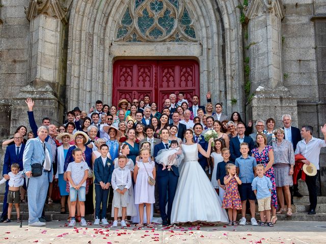 Le mariage de Yohann et Karen à Fougères, Ille et Vilaine 17