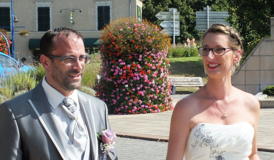 Le mariage de Ludovic et Aurore à Mansigné, Sarthe