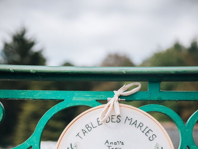 Le mariage de Tony et Anaïs à Lorient, Morbihan 32
