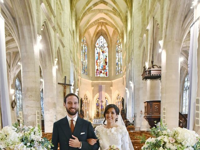 Le mariage de Maxime et Adèle à Pont-l'Évêque, Calvados 22
