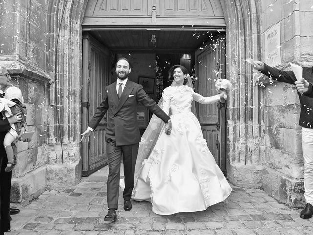 Le mariage de Maxime et Adèle à Pont-l'Évêque, Calvados 23