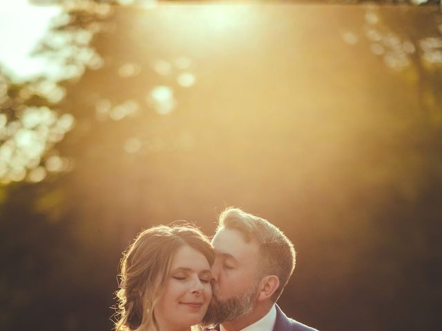 Le mariage de John et Kristina à Lamonzie-Montastruc, Dordogne 76