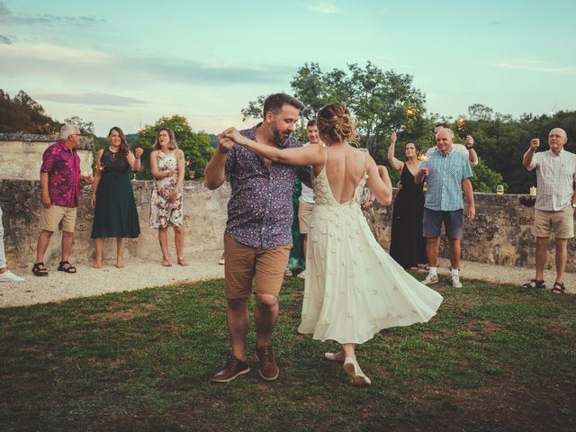 Le mariage de John et Kristina à Lamonzie-Montastruc, Dordogne 94