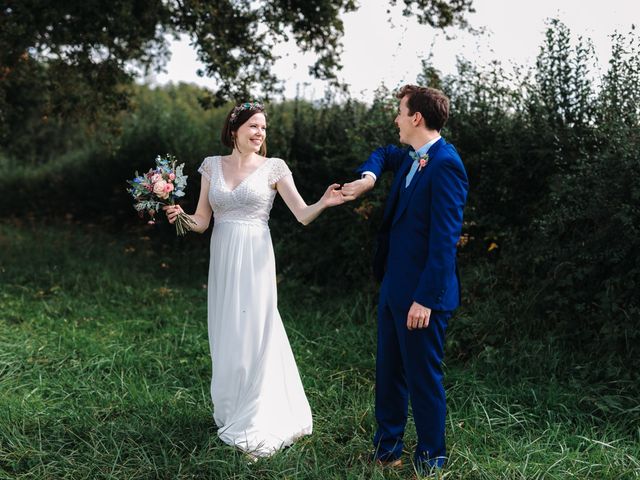 Le mariage de Johann et Sophie à Génelard, Saône et Loire 28