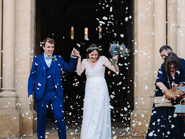 Le mariage de Johann et Sophie à Génelard, Saône et Loire 43