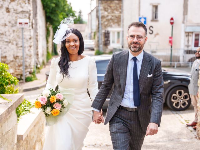 Le mariage de Raphaël et Roliana à Champeaux, Seine-et-Marne 4