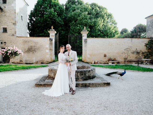 Le mariage de Jeff et Alexia à Saint-Savinien, Charente Maritime 16