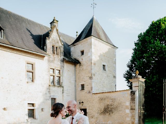 Le mariage de Jeff et Alexia à Saint-Savinien, Charente Maritime 17