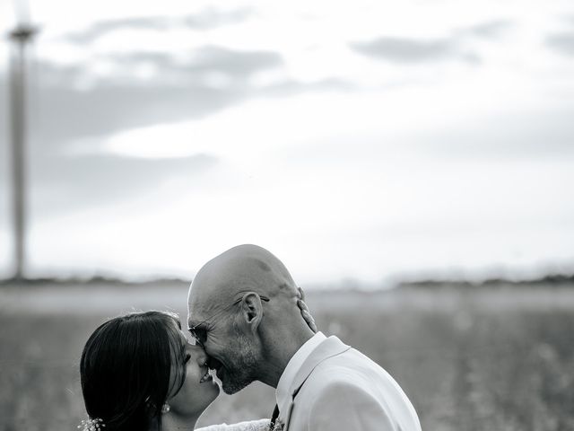 Le mariage de Jeff et Alexia à Saint-Savinien, Charente Maritime 19