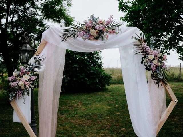 Le mariage de Jeff et Alexia à Saint-Savinien, Charente Maritime 23
