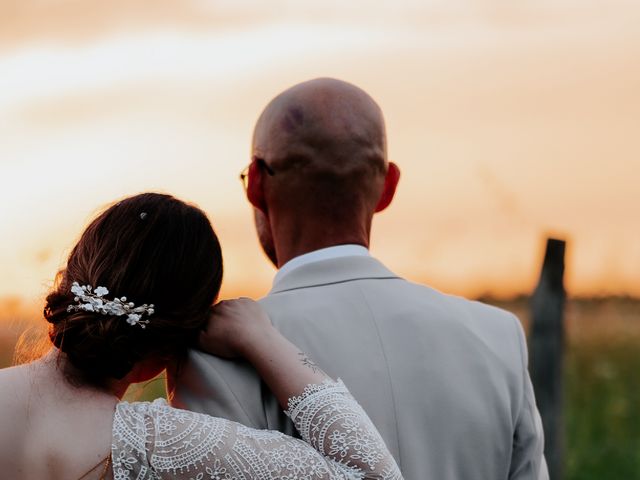 Le mariage de Jeff et Alexia à Saint-Savinien, Charente Maritime 27