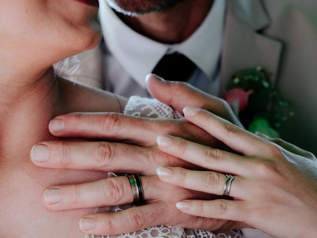 Le mariage de Jeff et Alexia à Saint-Savinien, Charente Maritime 33