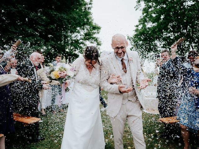 Le mariage de Jeff et Alexia à Saint-Savinien, Charente Maritime 42
