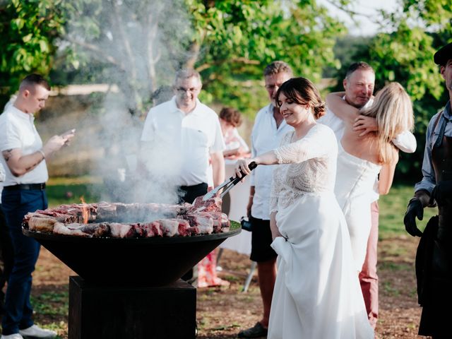 Le mariage de Jeff et Alexia à Saint-Savinien, Charente Maritime 47
