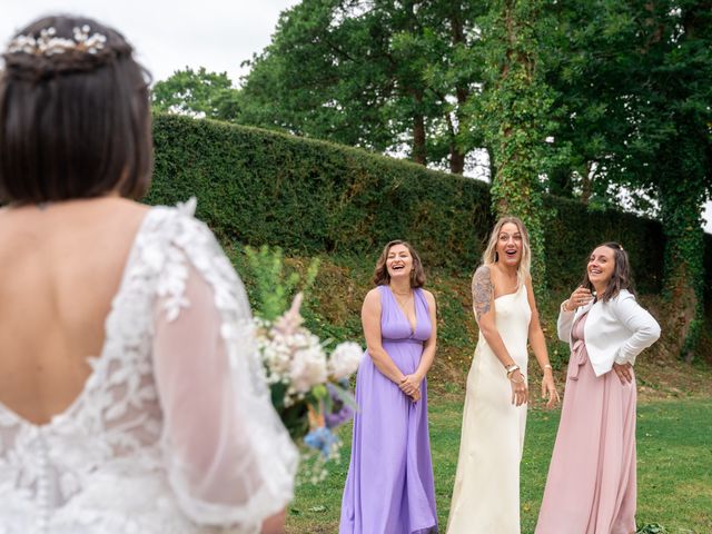 Le mariage de Damien et Blandine à Neufmesnil, Manche 19