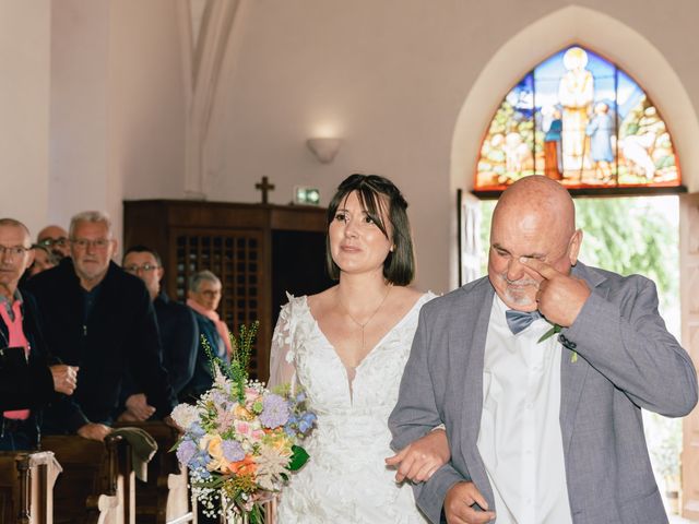 Le mariage de Damien et Blandine à Neufmesnil, Manche 22
