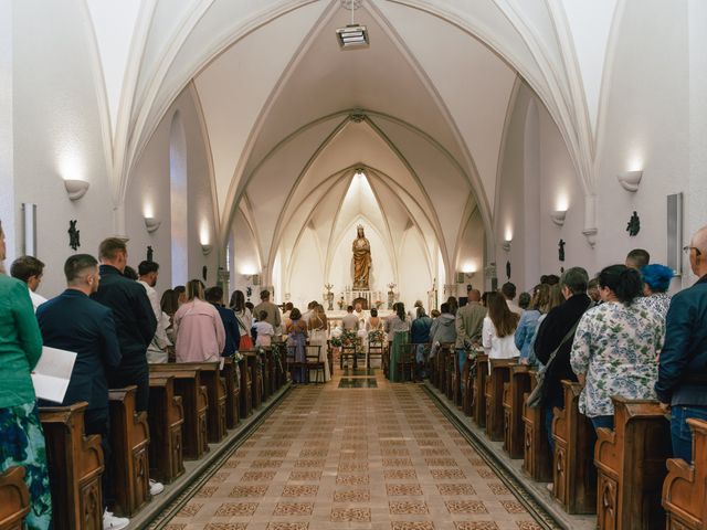 Le mariage de Damien et Blandine à Neufmesnil, Manche 23