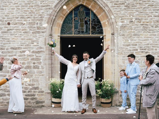 Le mariage de Damien et Blandine à Neufmesnil, Manche 27