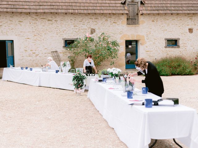 Le mariage de Fabrice et Aurélie à Vendoeuvres, Indre 2