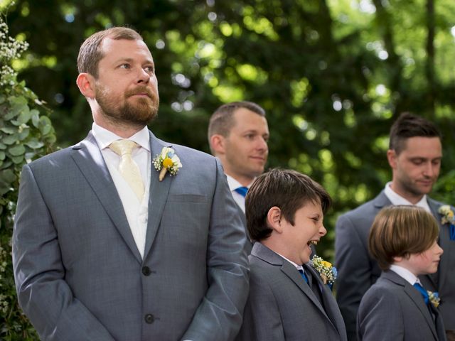 Le mariage de Tarran et Kate à Thuret, Puy-de-Dôme 38