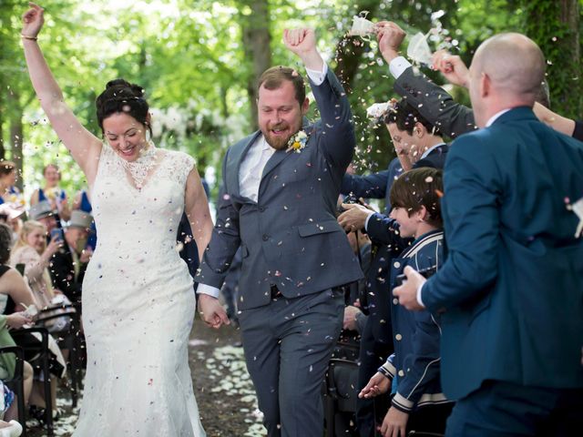 Le mariage de Tarran et Kate à Thuret, Puy-de-Dôme 53