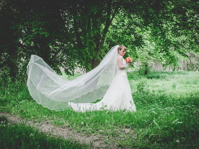 Le mariage de Jérémy et Sophie à Bourbourg, Nord 8