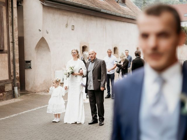 Le mariage de David et Ophélie à Scharrachbergheim-Irmstett, Bas Rhin 32