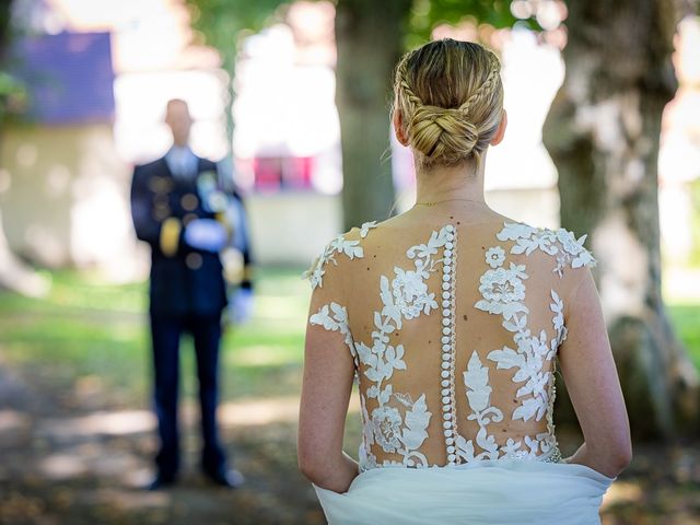 Le mariage de Julie et Jérôme à Bannegon, Cher 18