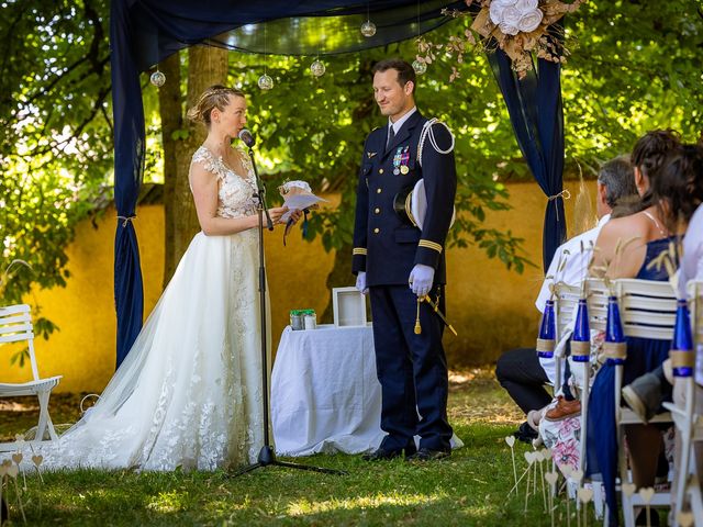 Le mariage de Julie et Jérôme à Bannegon, Cher 50