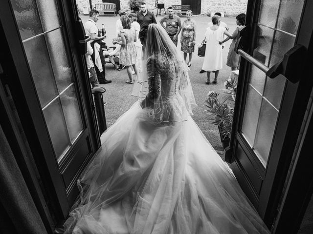 Le mariage de Philippe et Emmanuelle à Nanteuil-la-Forêt, Marne 2