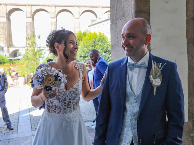 Le mariage de Julien et Virginie à Plouégat-Moysan, Finistère 13