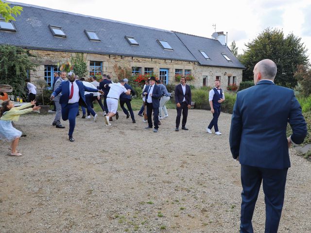 Le mariage de Julien et Virginie à Plouégat-Moysan, Finistère 68