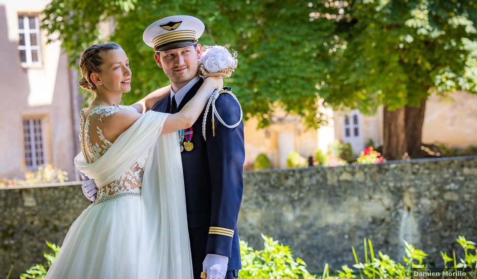 Le mariage de Julie et Jérôme à Bannegon, Cher