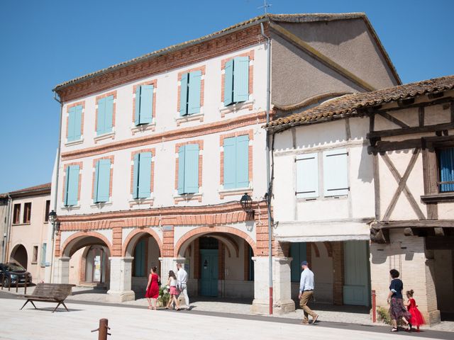 Le mariage de Jean et Maeva à Réalville, Tarn-et-Garonne 1
