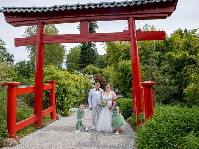 Le mariage de Noel et Louise à Coron, Maine et Loire 91