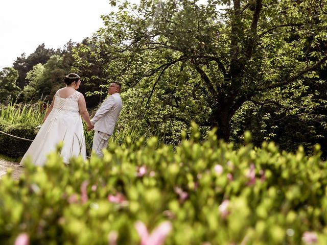 Le mariage de Noel et Louise à Coron, Maine et Loire 97