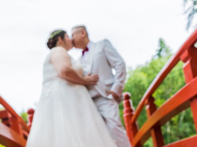 Le mariage de Noel et Louise à Coron, Maine et Loire 99