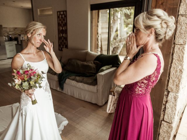 Le mariage de Romain et Charlène à Coti-Chiavari, Corse 17