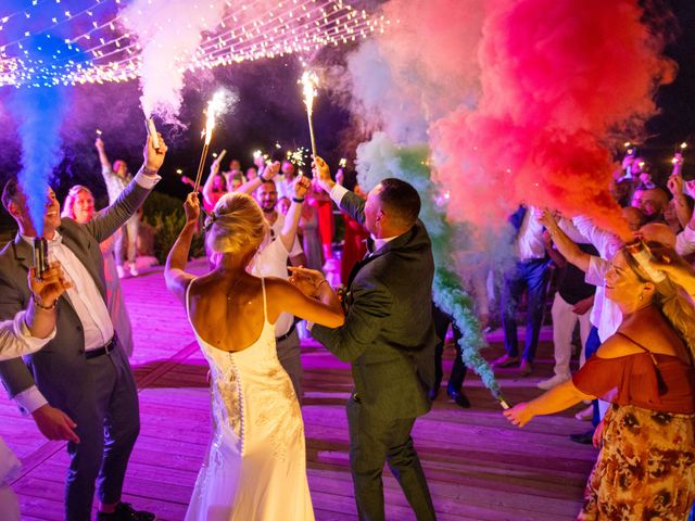 Le mariage de Romain et Charlène à Coti-Chiavari, Corse 35