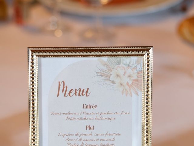 Le mariage de Tristan et Marine à Pesmes, Haute-Saône 23