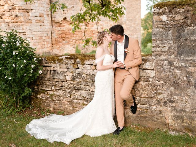 Le mariage de Tristan et Marine à Pesmes, Haute-Saône 37