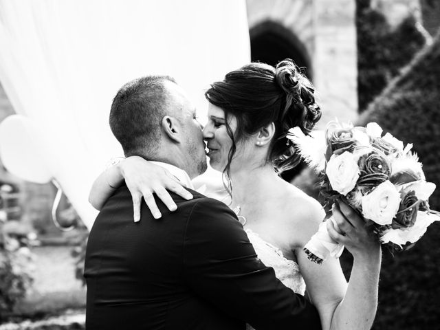 Le mariage de Sebastien et Christelle à Jouy-le-Moutier, Val-d&apos;Oise 32